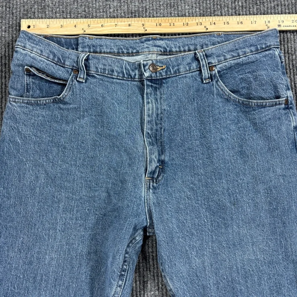 Wrangler Jeans Mens 38x30 Blue Premium Quality Straight Leg Denim Casual